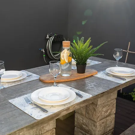 Fika Проживание в семье Назаре